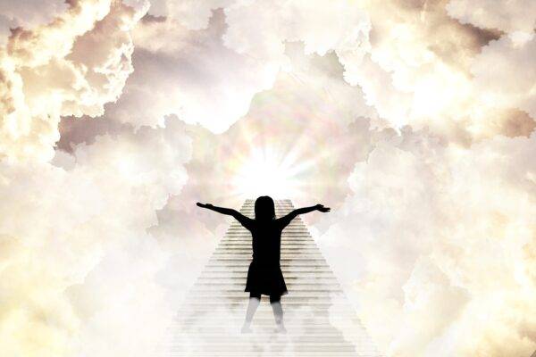 Dios...¿quien es para ti?Dios es la Luz eterna