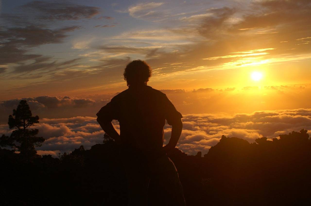 Luz y oscuridad en tu vida, aleja la oscuridad creyendo en la Luz De Dios